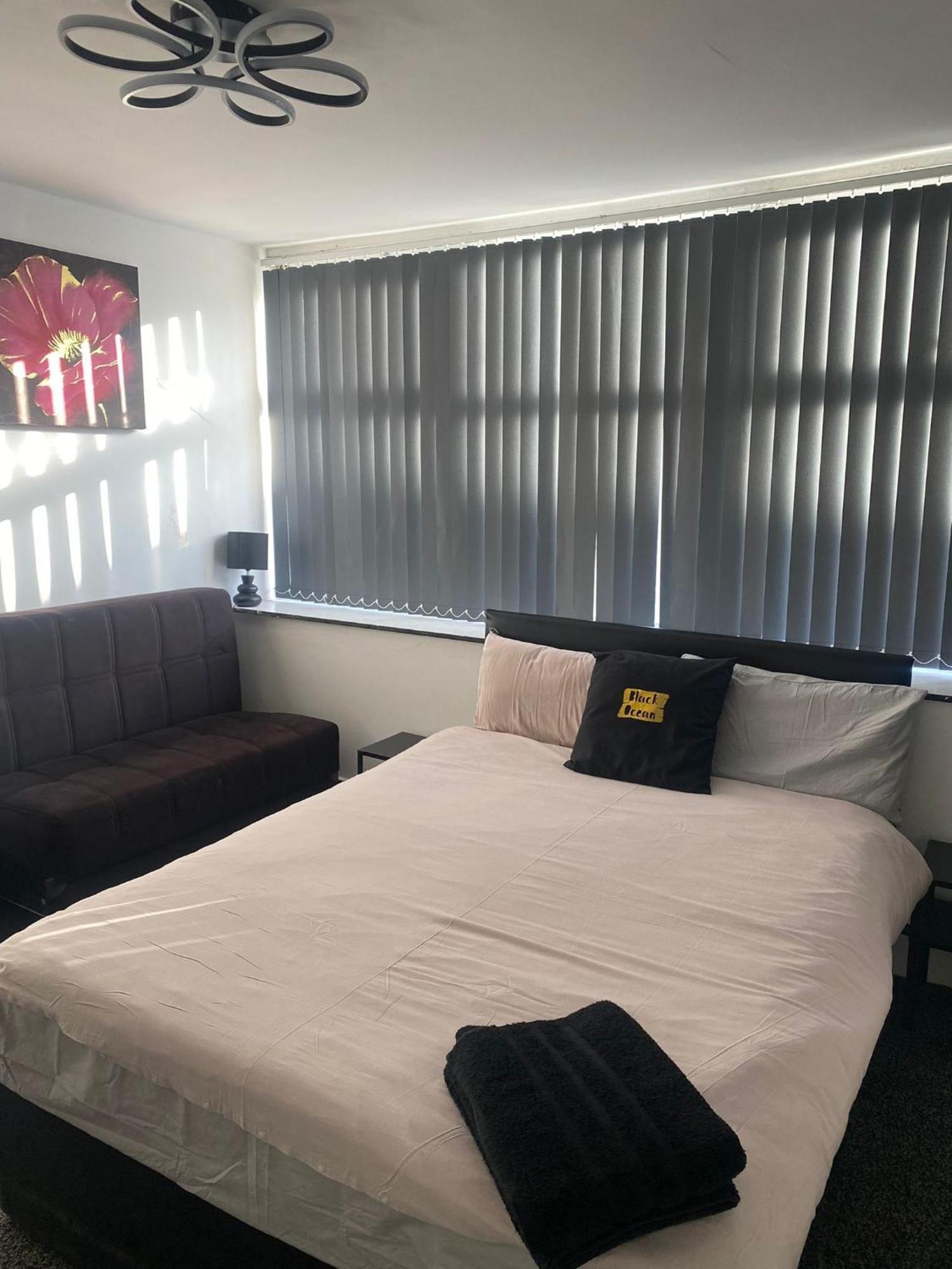 Black Ocean Holiday Apartments Blackpool Ngoại thất bức ảnh