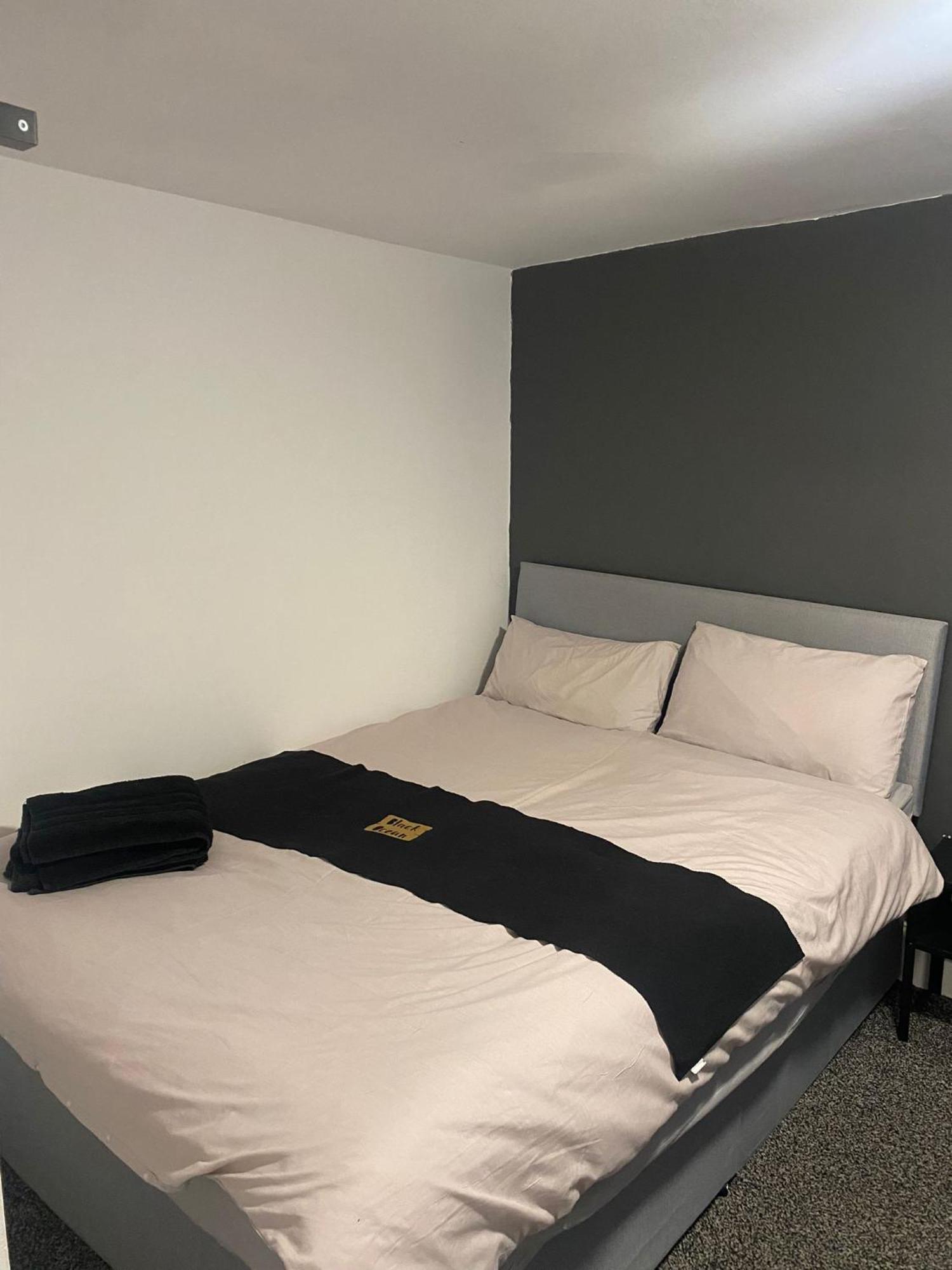 Black Ocean Holiday Apartments Blackpool Ngoại thất bức ảnh